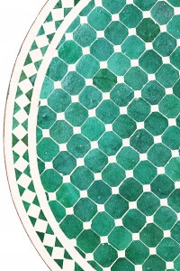 Tavolino marocchino a mosaico Marrakech, verde e beige,...